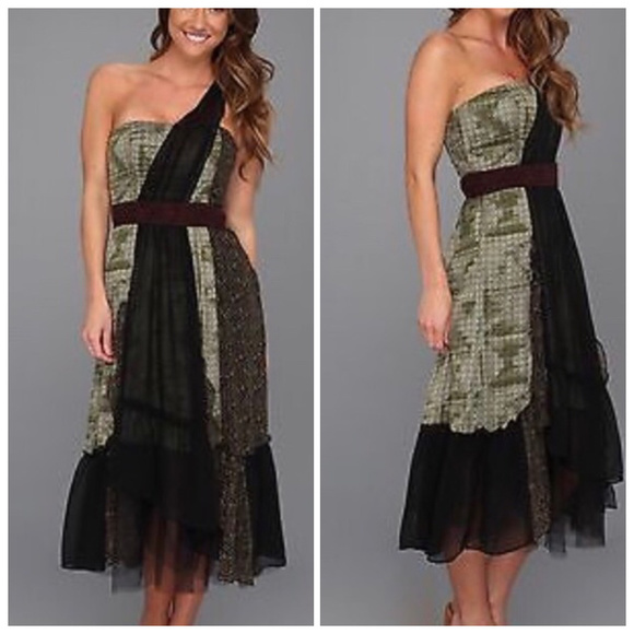 Free People Dresses & Skirts - Free People Ruffled & Layered with Lace Midi Dress